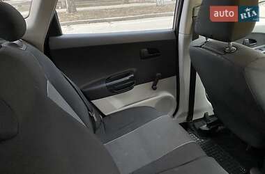 Хетчбек Kia Ceed 2007 в 
