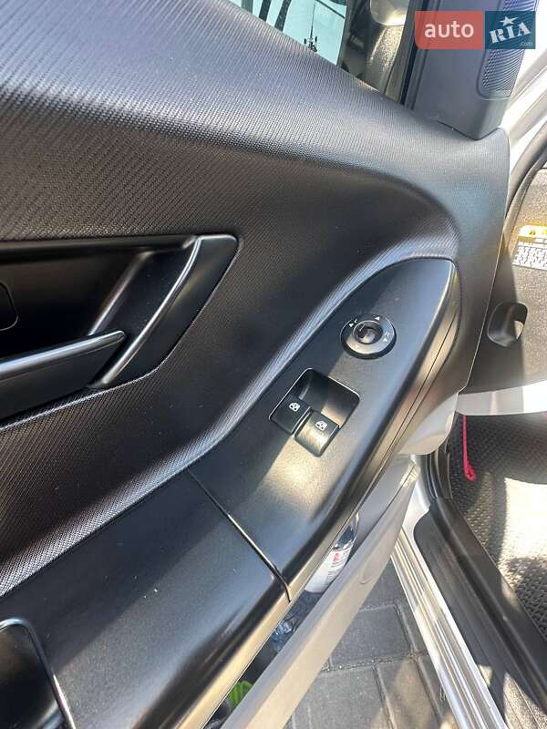 Хэтчбек Kia Ceed 2009 в Днепре