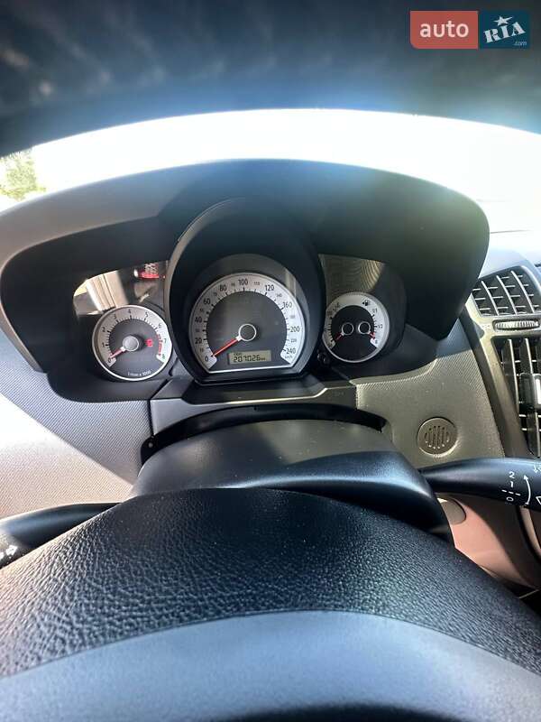 Хэтчбек Kia Ceed 2009 в Днепре