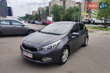 Хэтчбек Kia Ceed 2013 в Киеве