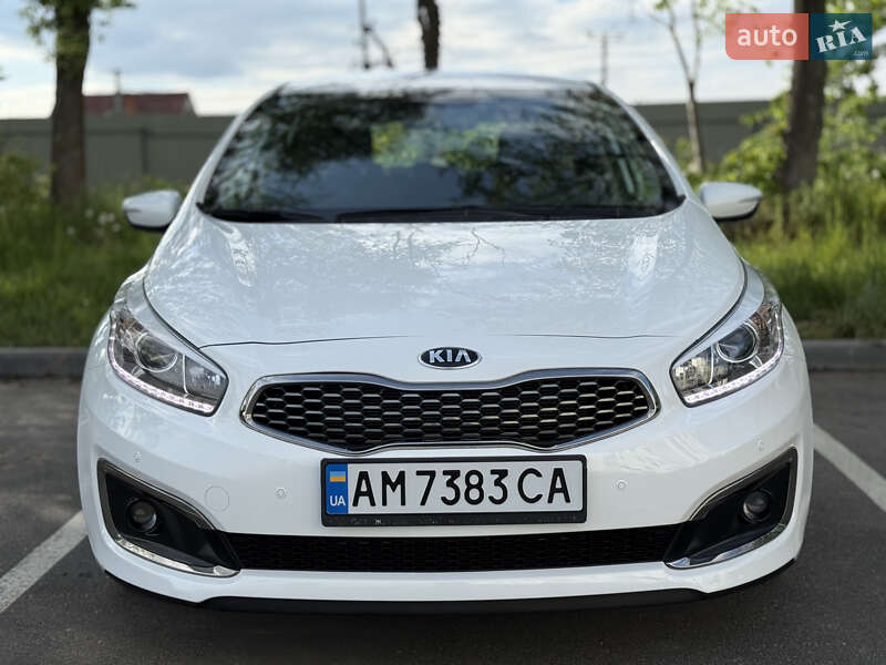 Хэтчбек Kia Ceed 2017 в Виннице