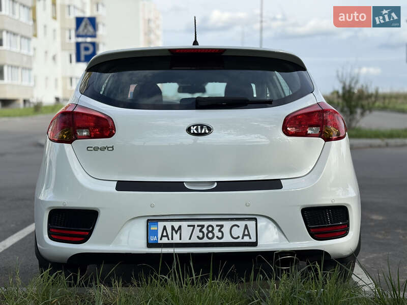 Хэтчбек Kia Ceed 2017 в Виннице