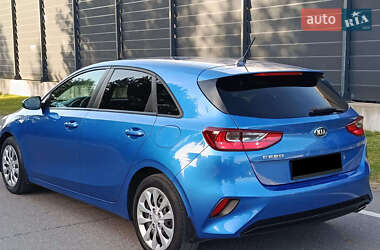 Хэтчбек Kia Ceed 2019 в 