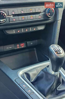 Хэтчбек Kia Ceed 2019 в 