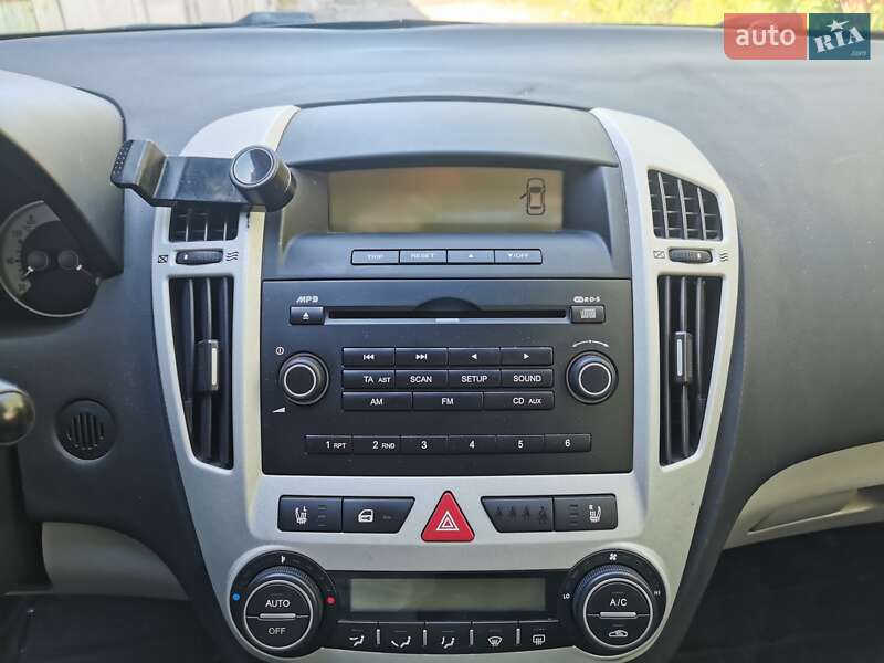 Хетчбек Kia Ceed 2008 в Києві