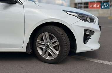 Хетчбек Kia Ceed 2019 в 