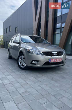 Універсал Kia Ceed 2009 в Луцьку