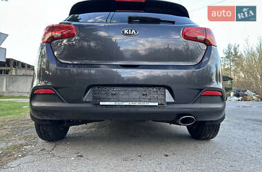 Хэтчбек Kia Ceed 2013 в 