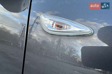 Хэтчбек Kia Ceed 2013 в 