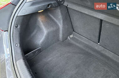 Хэтчбек Kia Ceed 2013 в 