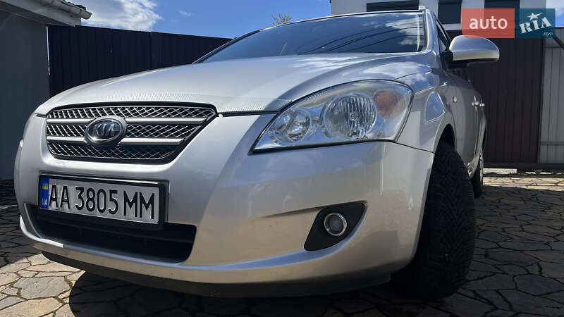 Универсал Kia Ceed 2008 в Киеве