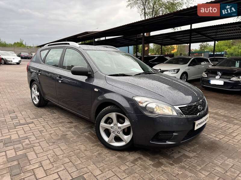 Kia Ceed 2010
