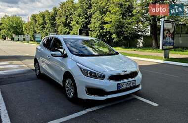 Хэтчбек Kia Ceed 2016 в Киеве