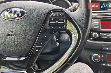 Хэтчбек Kia Ceed 2016 в 