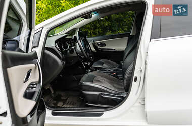 Хэтчбек Kia Ceed 2016 в 