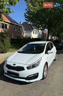 Хетчбек Kia Ceed 2016 в 