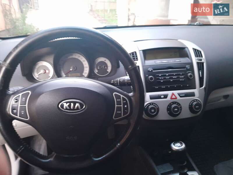 Хетчбек Kia Ceed 2008 в Іршаві фото 9 Хетчбек Kia Ceed 2008 в Іршаві