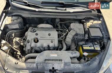 Хэтчбек Kia Ceed 2007 в 