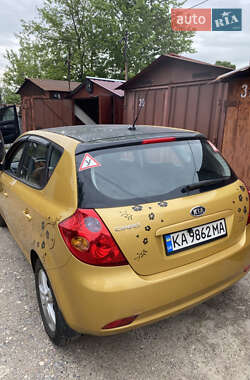 Хэтчбек Kia Ceed 2008 в 