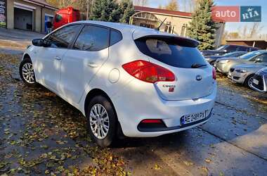 Хетчбек Kia Ceed 2015 в 