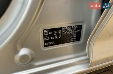Хетчбек Kia Ceed 2007 в 