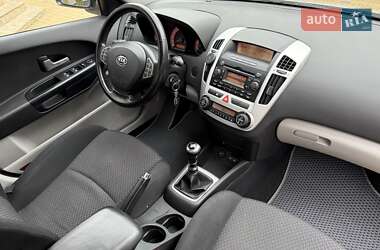 Хетчбек Kia Ceed 2007 в 