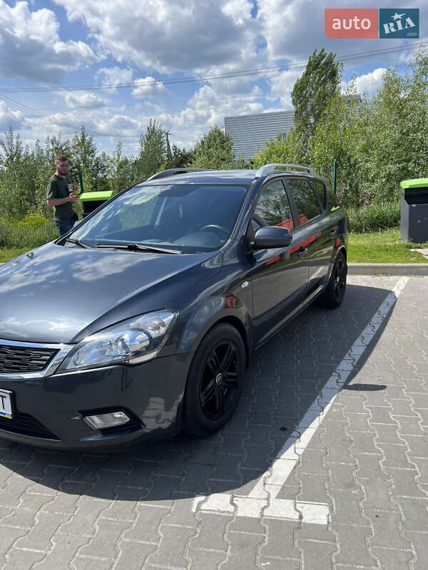 Универсал Kia Ceed 2009 в Киеве