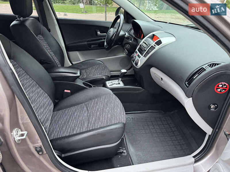 Универсал Kia Ceed 2007 в Киеве