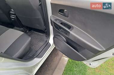 Хетчбек Kia Ceed 2010 в 