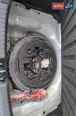 Хетчбек Kia Ceed 2010 в 