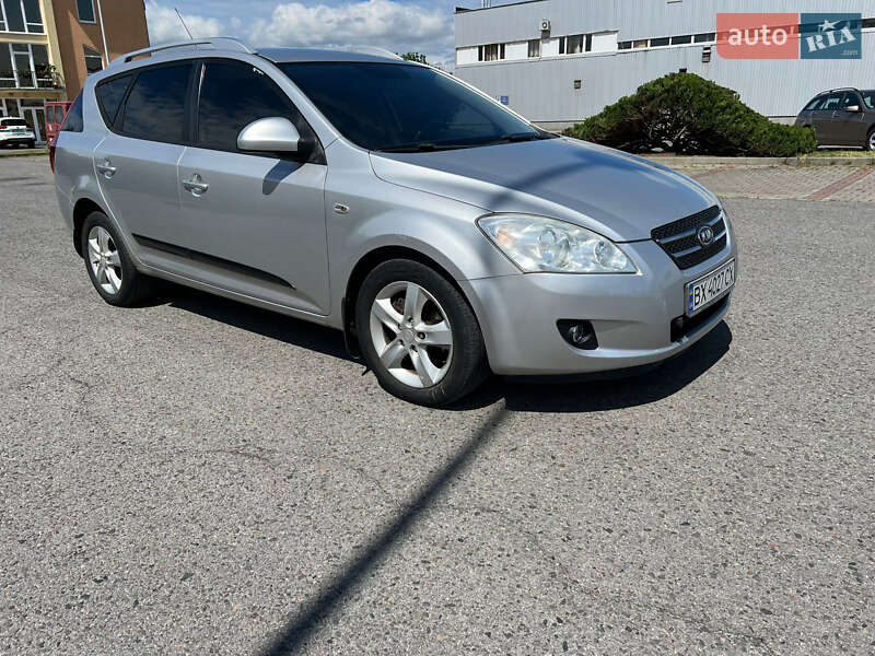Универсал Kia Ceed 2007 в Ужгороде