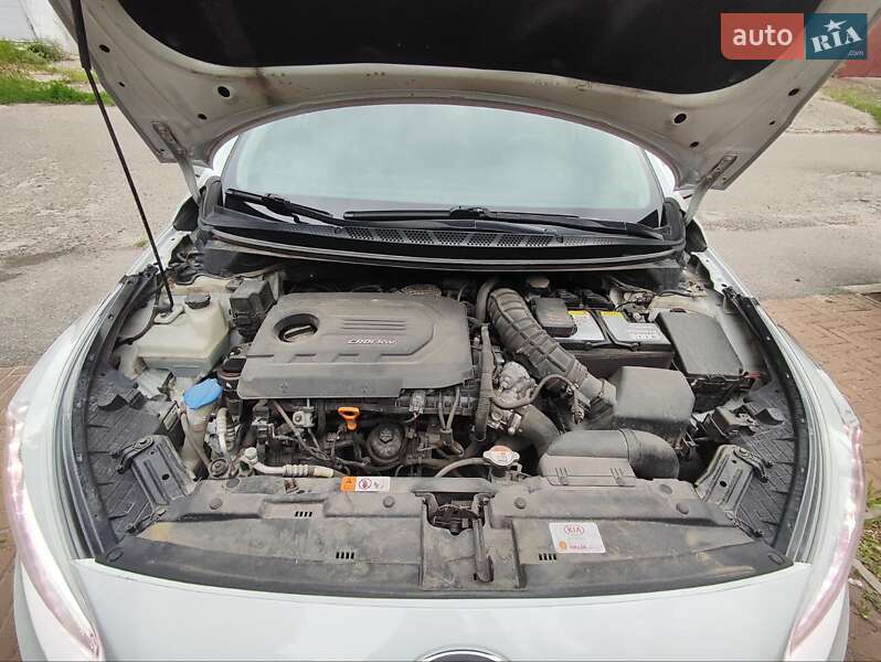 Хэтчбек Kia Ceed 2016 в Днепре фото 27 Хэтчбек Kia Ceed 2016 в Днепре