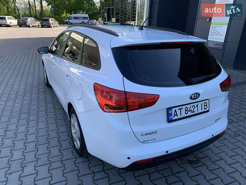 Универсал Kia Ceed 2013 в Калуше