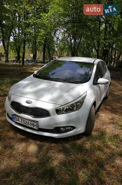 Хэтчбек Kia Ceed 2013 в Новоукраинке
