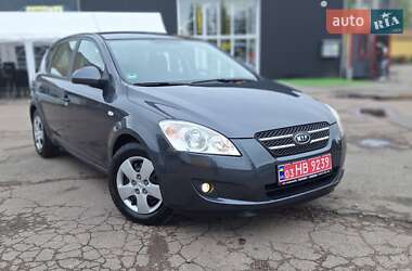 Хэтчбек Kia Ceed 2009 в Нежине