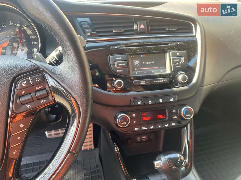 Хэтчбек Kia Ceed 2017 в Стрые