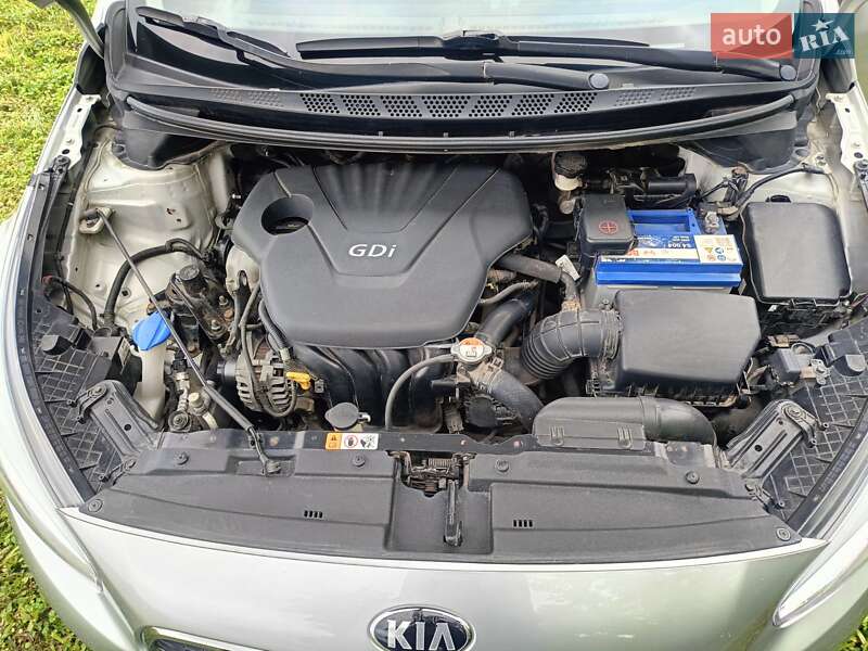 Универсал Kia Ceed 2013 в Ровно