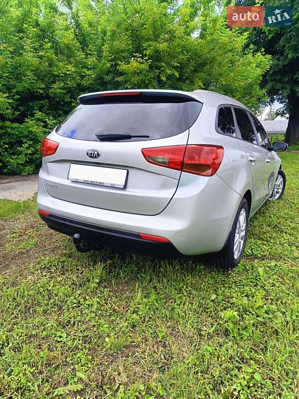 Универсал Kia Ceed 2013 в Ровно