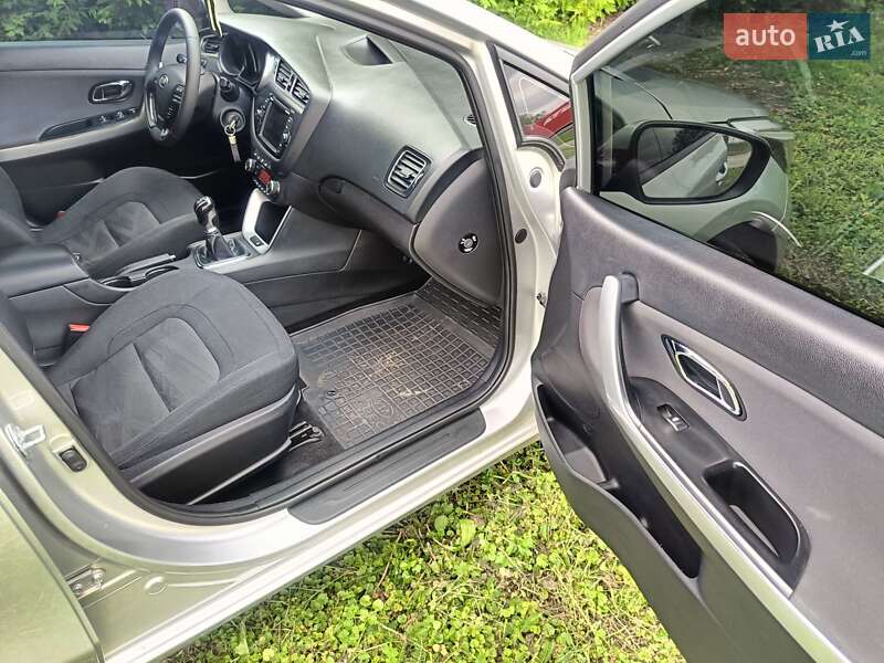 Универсал Kia Ceed 2013 в Ровно