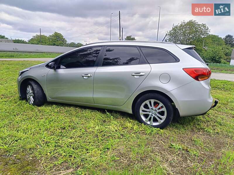 Универсал Kia Ceed 2013 в Ровно