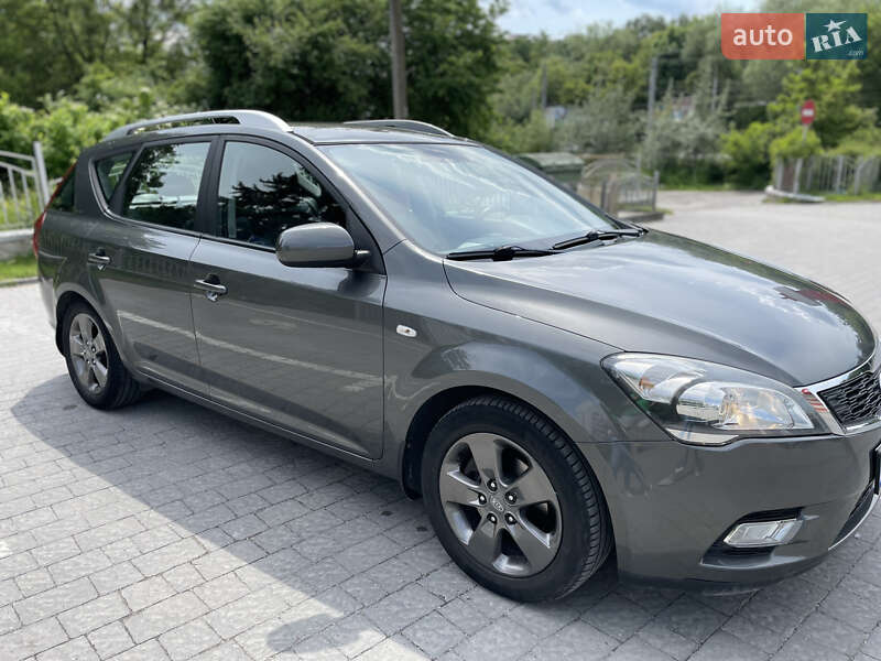 Универсал Kia Ceed 2011 в 