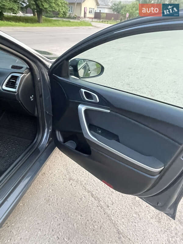 Хэтчбек Kia Ceed 2019 в Яготине фото 26 Хэтчбек Kia Ceed 2019 в Яготине