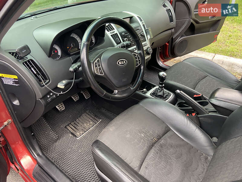 Универсал Kia Ceed 2008 в Киеве