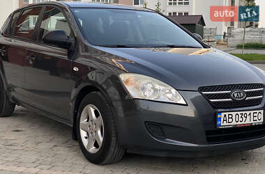 Хэтчбек Kia Ceed 2009 в Виннице