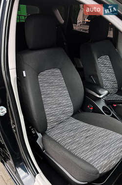 Хэтчбек Kia Ceed 2007 в 