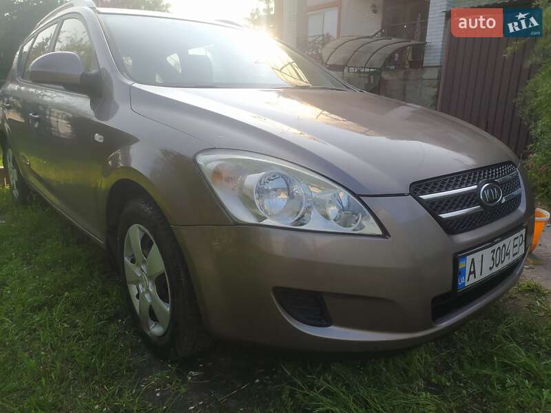 Универсал Kia Ceed 2009 в Киеве