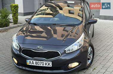 Хэтчбек Kia Ceed 2013 в 