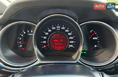 Хэтчбек Kia Ceed 2013 в 