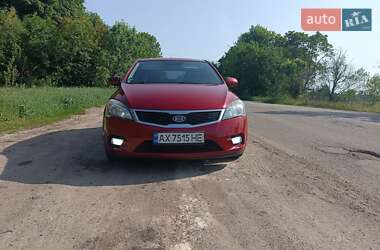 Хэтчбек Kia Ceed 2010 в Харькове