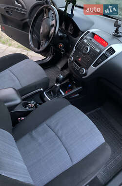 Хэтчбек Kia Ceed 2009 в 